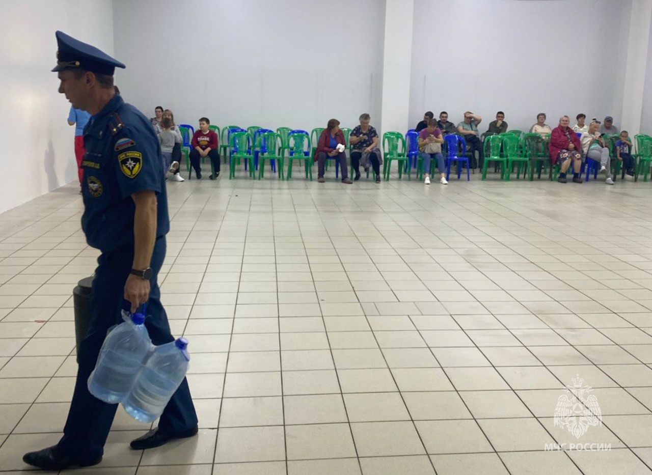 Матрасы, подушки, одеяла, постельное белье в помощь жителям Торопца собирают в Тверской области Фото: ГУ МЧС России по Псковской области