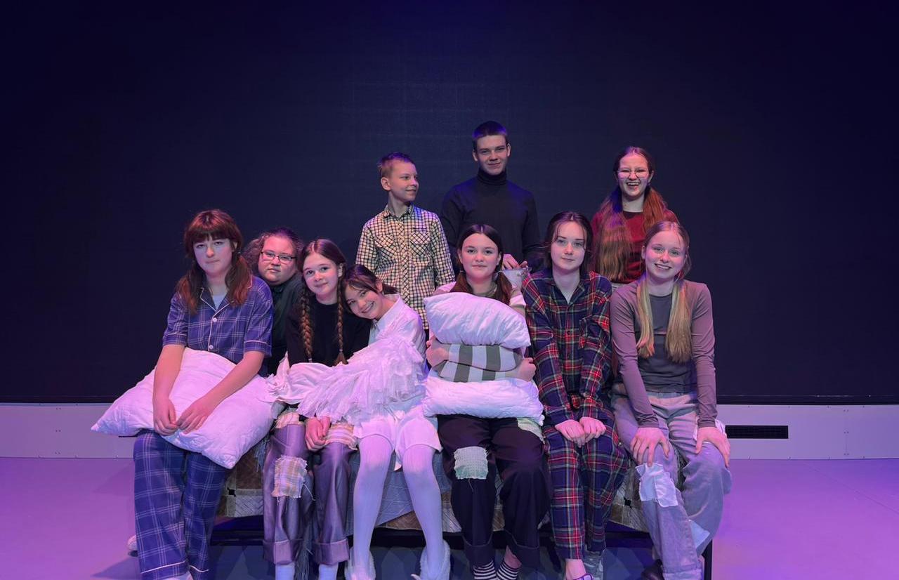 В Твери детский театр ДК «Пролетарка» представил спектакль «Пташка» про добро и семью - новости Афанасий