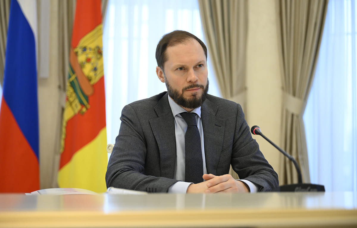 Виталий Королев поздравляет жителей Тверской области с Днем защитника Отечества - новости Афанасий