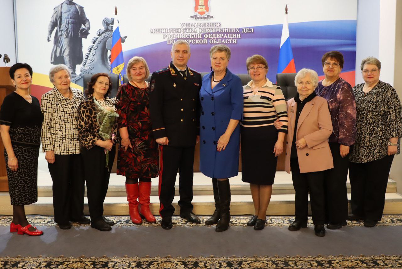 В преддверии 8 Марта в УМВД Тверской области поздравляли сотрудниц Фото: УМВД России по Тверской области