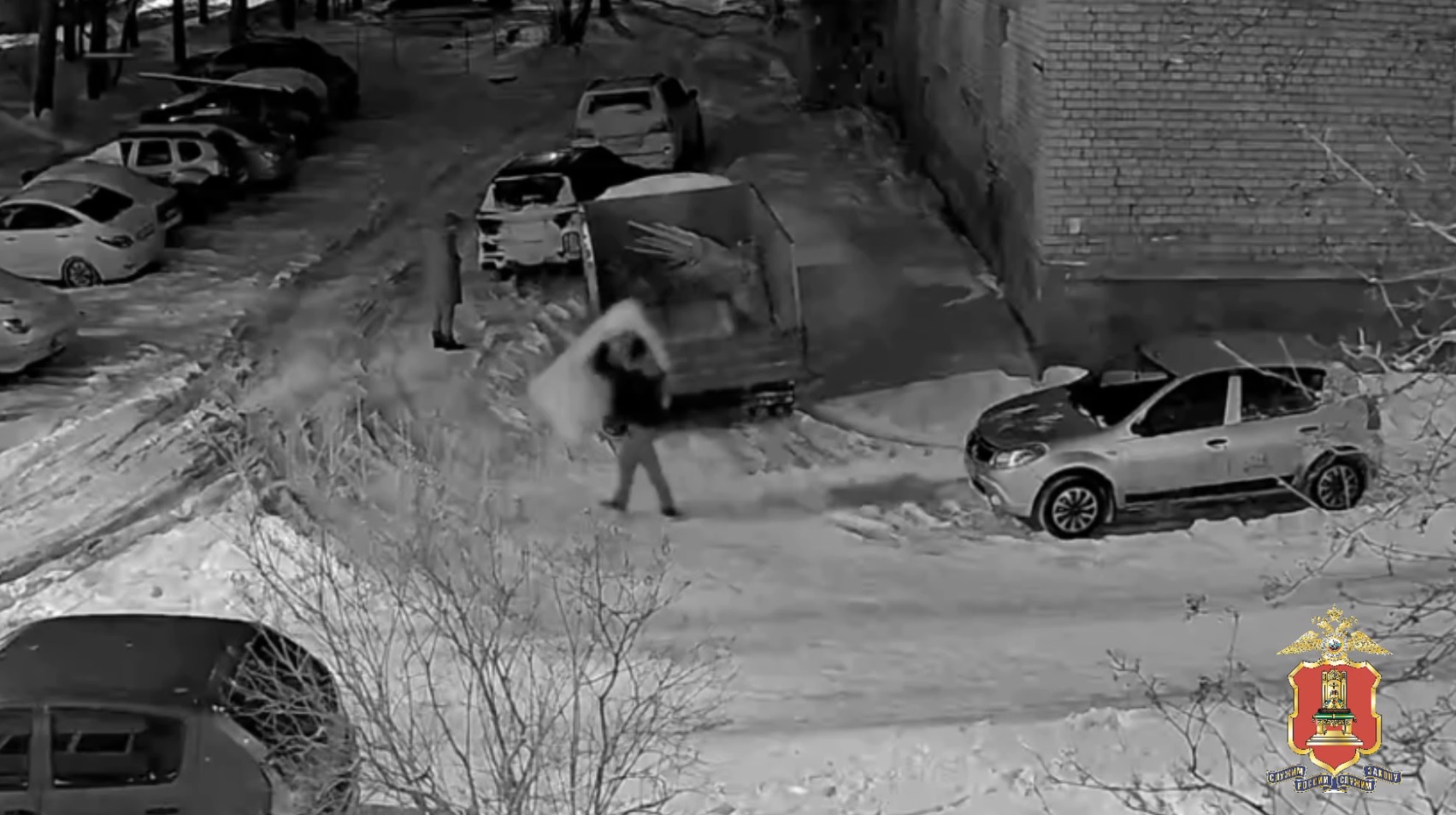 Житель Вышнего Волочка разгрузил чужую «Газель» и теперь получит срок 