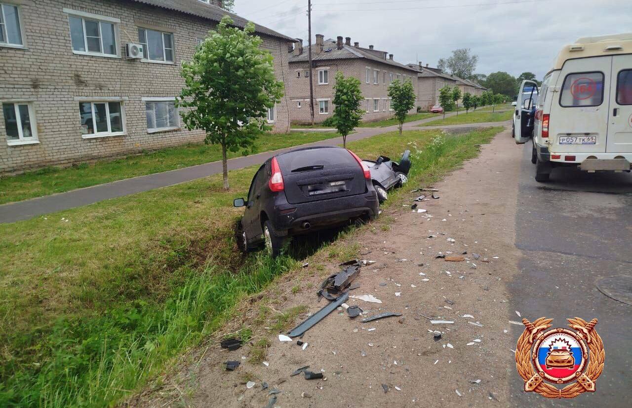 Два человека пострадали в ДТП в Торопце - новости Афанасий