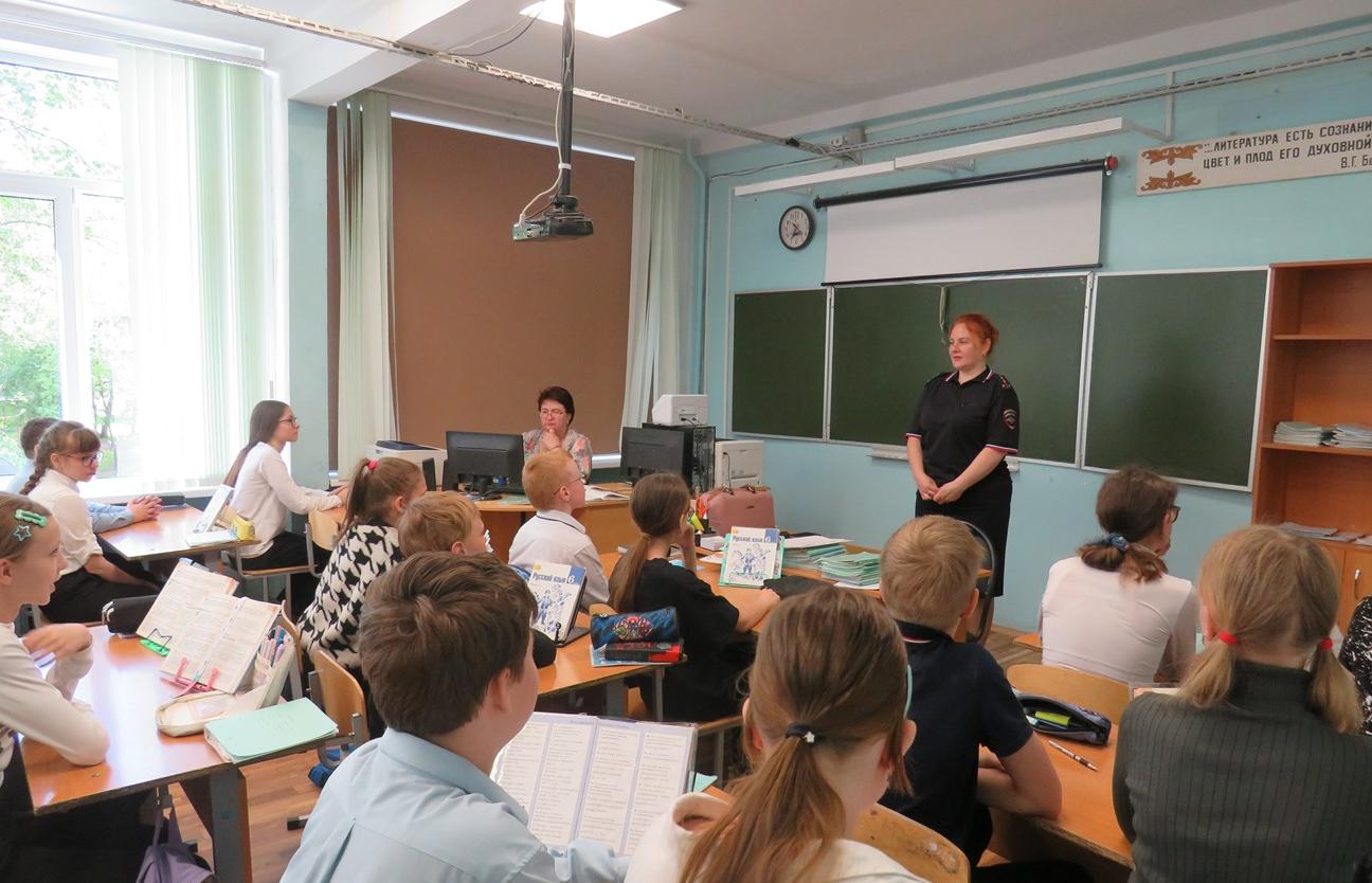 Тверские транспортные полицейские напомнили школьникам о безопасности на железной дороге Фото: транспортная полиция