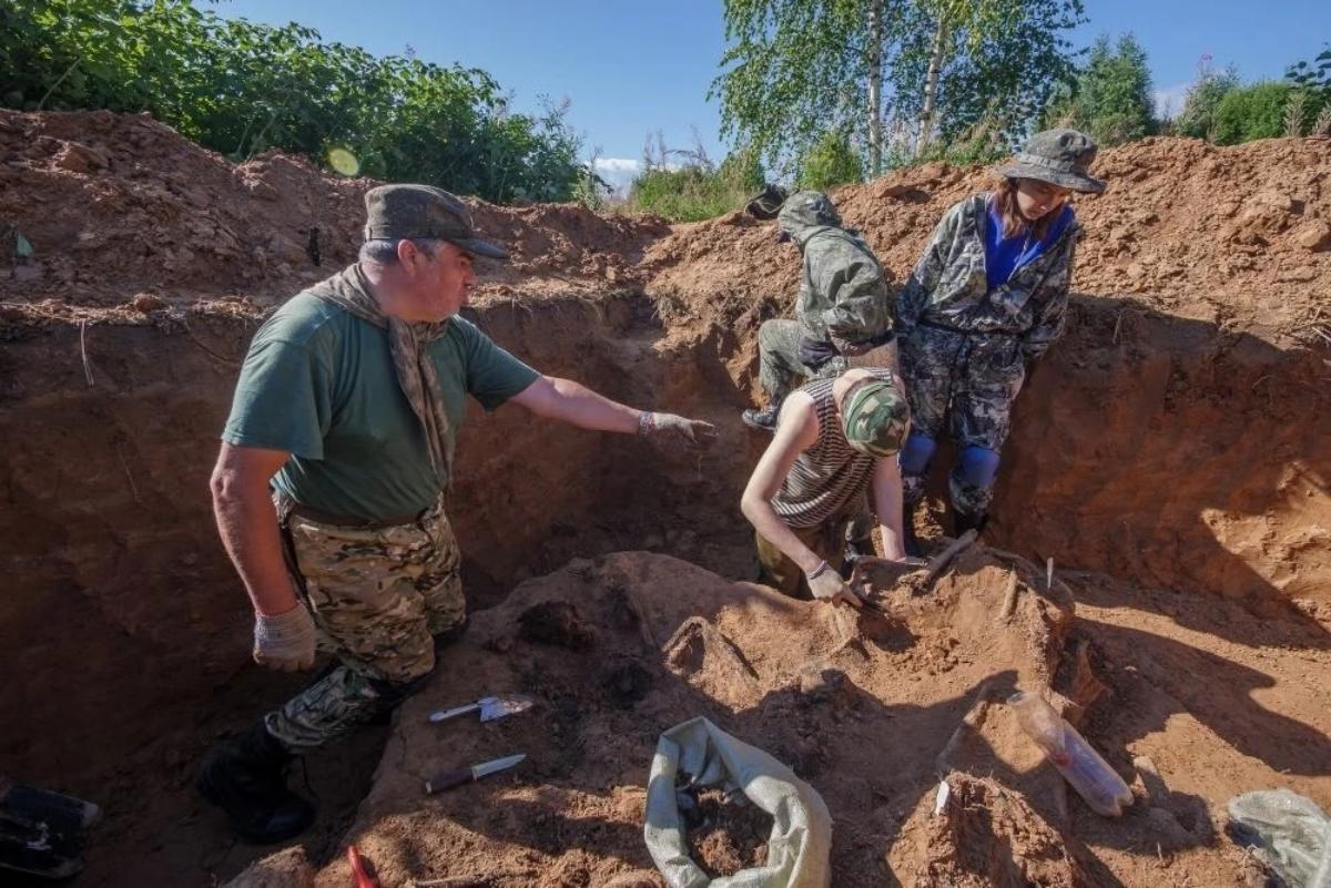 В санитарном захоронении в Бельском округе нашли 12 неизвестных солдат Фото: 
Поисковый отряд "Витязь"