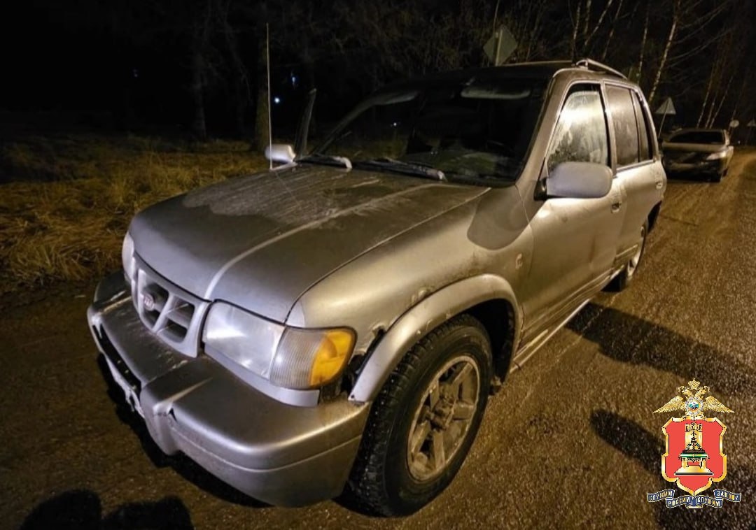 Под Зубцовом в Тверской области задержано авто с браконьерами и ведрами с мясом Фото УМВД России по Тверской области