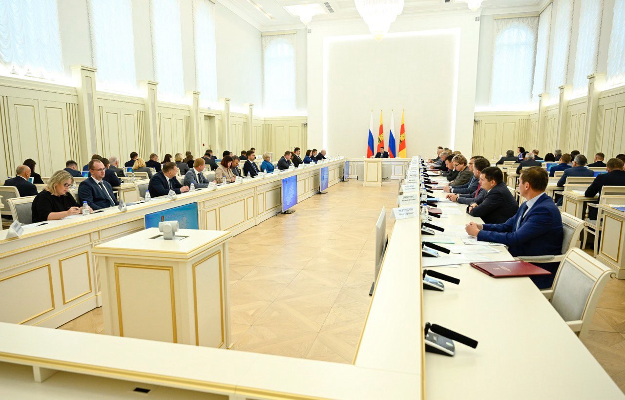 В Тверской области отправят поработать каждого второго подростка - новости Афанасий