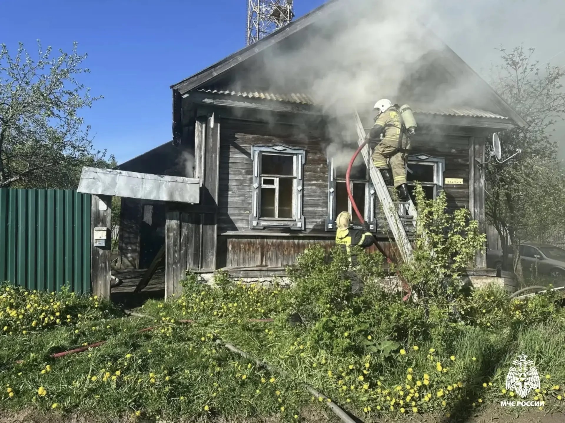 Жилец дома в Осташкове пострадал на пожаре  Фото: ГУ МЧС по Тверской области