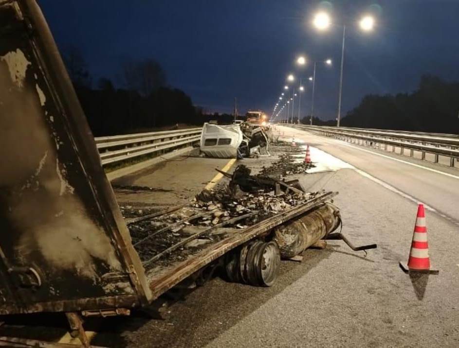 Количество погибших в ДТП на трассе М11 в Тверской области возросло до четырех Фото: УМВД по Тверской области