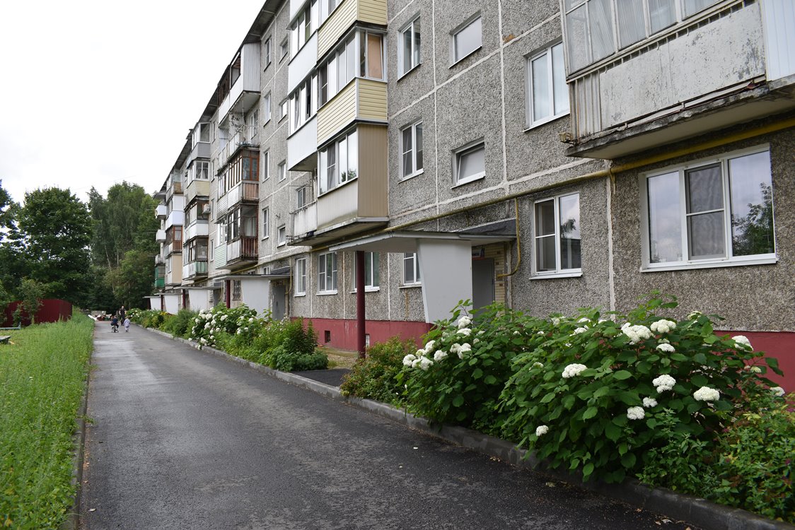 В Твери проверяют качество ремонта дворов Фото: Артем Денисов