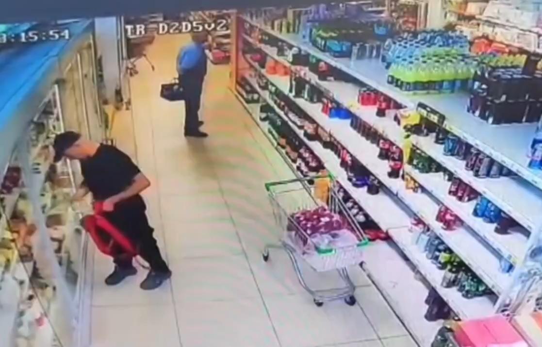 В Твери полицейские по горячим следам задержали сырного гурмана Видео: УМВД России по Тверской области