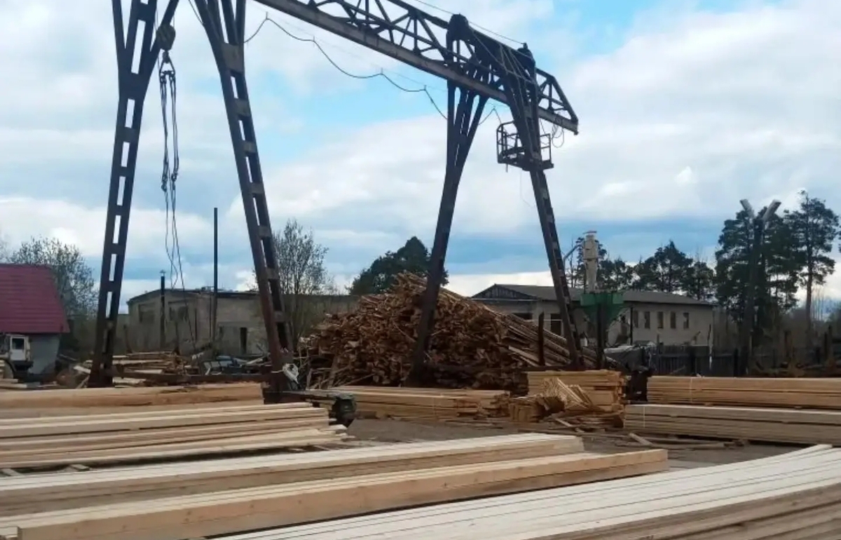 В Максатихе Тверской области подросток получил травму на заводе - новости Афанасий