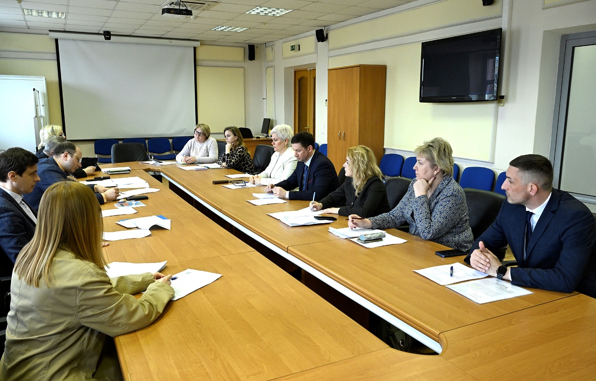 В Твери обсудили, как уберечь молодежь от ошибочных шагов 