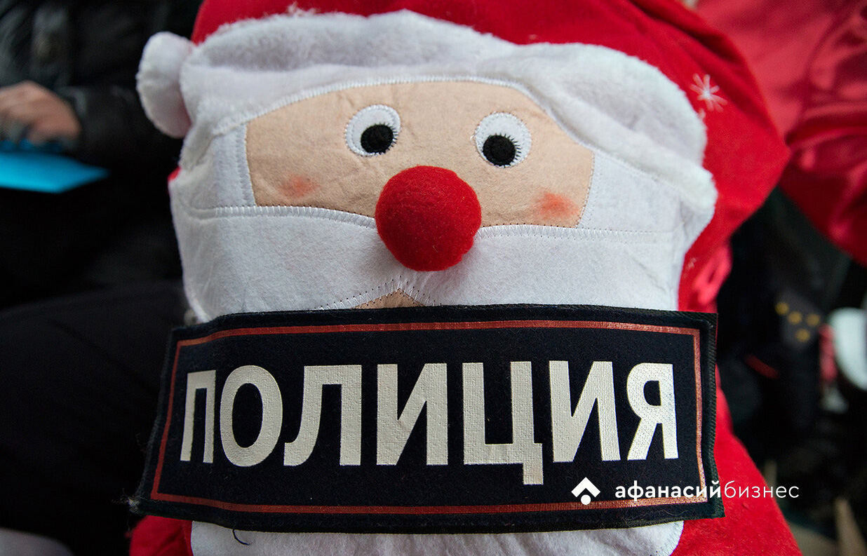 В канун Нового года тверские полицейские проверяют места продажи пиротехники 