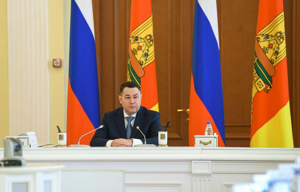 Губернатор Игорь Руденя поздравил жителей Тверской области, сенаторов и депутатов с Днем российского парламентаризма - новости Афанасий