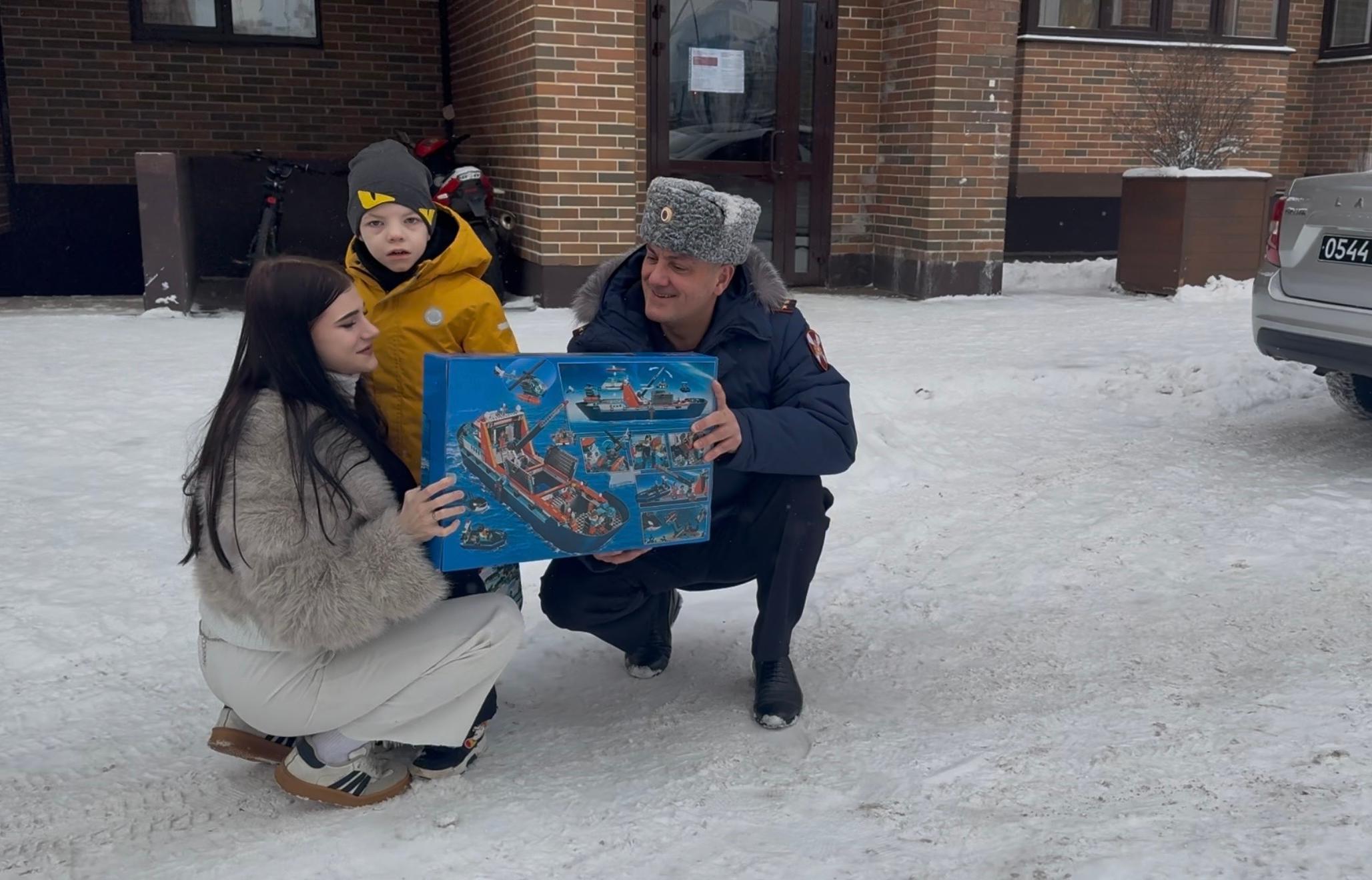 Тверские росгвардейцы исполнили мечту ребенка - новости Афанасий