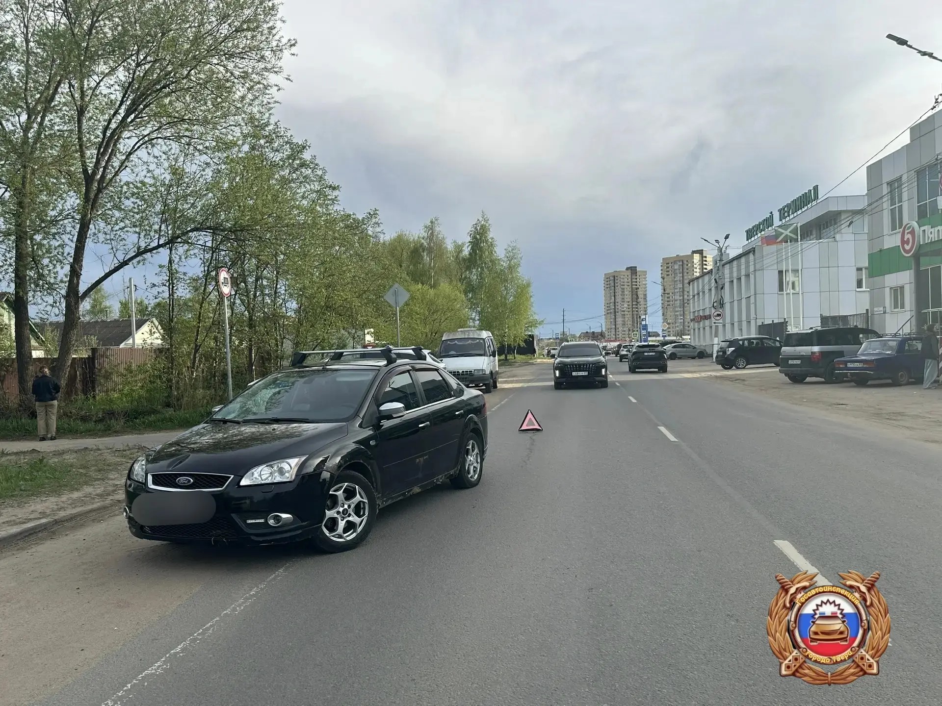 В Твери на Волоколамском шоссе под машину попал 15-летний подросток Фото: ГАИ
