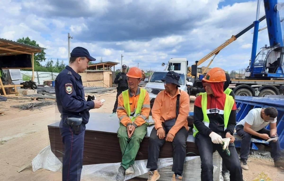 В Тверской области мигрантам напомнили о завершении амнистии Фото: архив редакции
