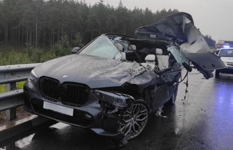 В смертельном ДТП на М11 под Бологое в Тверской области погиб 24-летний водитель Фото на главной: УМВД России по Тверской области
Видео: ГУ МЧС России по Тверской области