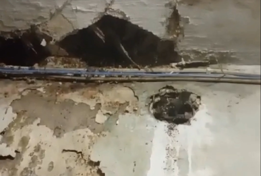 Жилой дом в Осташкове стал опасен для жизни Видео: Народный Фронт Тверской области