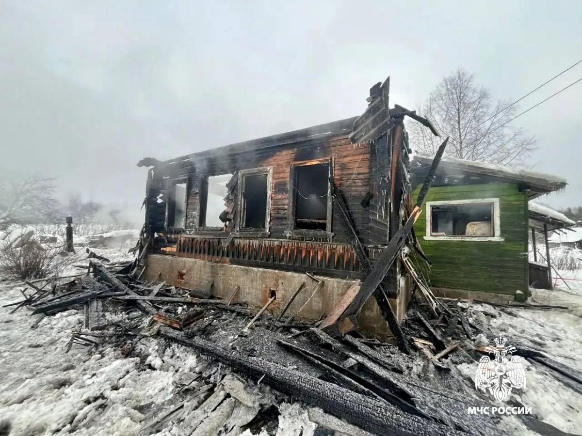 Три человека погибли на пожаре в Лихославльском округе Фото: МЧС