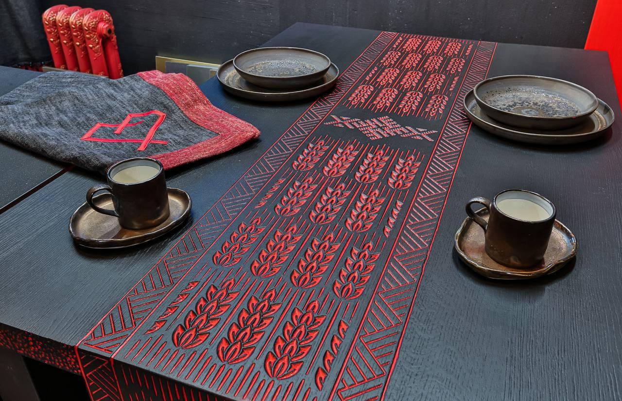 Уникальный тверской стол стал участником Московской недели интерьера и дизайна - новости Афанасий