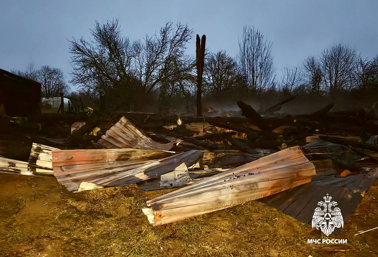 Утечка газа стала причиной уничтожения жилого дома под Осташковом 