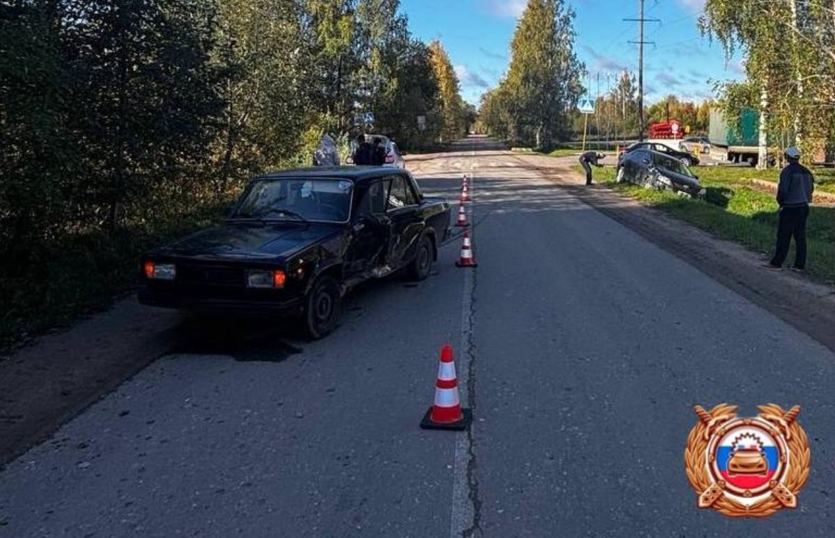 В Бежецке женщина-водитель при обгоне протаранила автомобиль - новости Афанасий