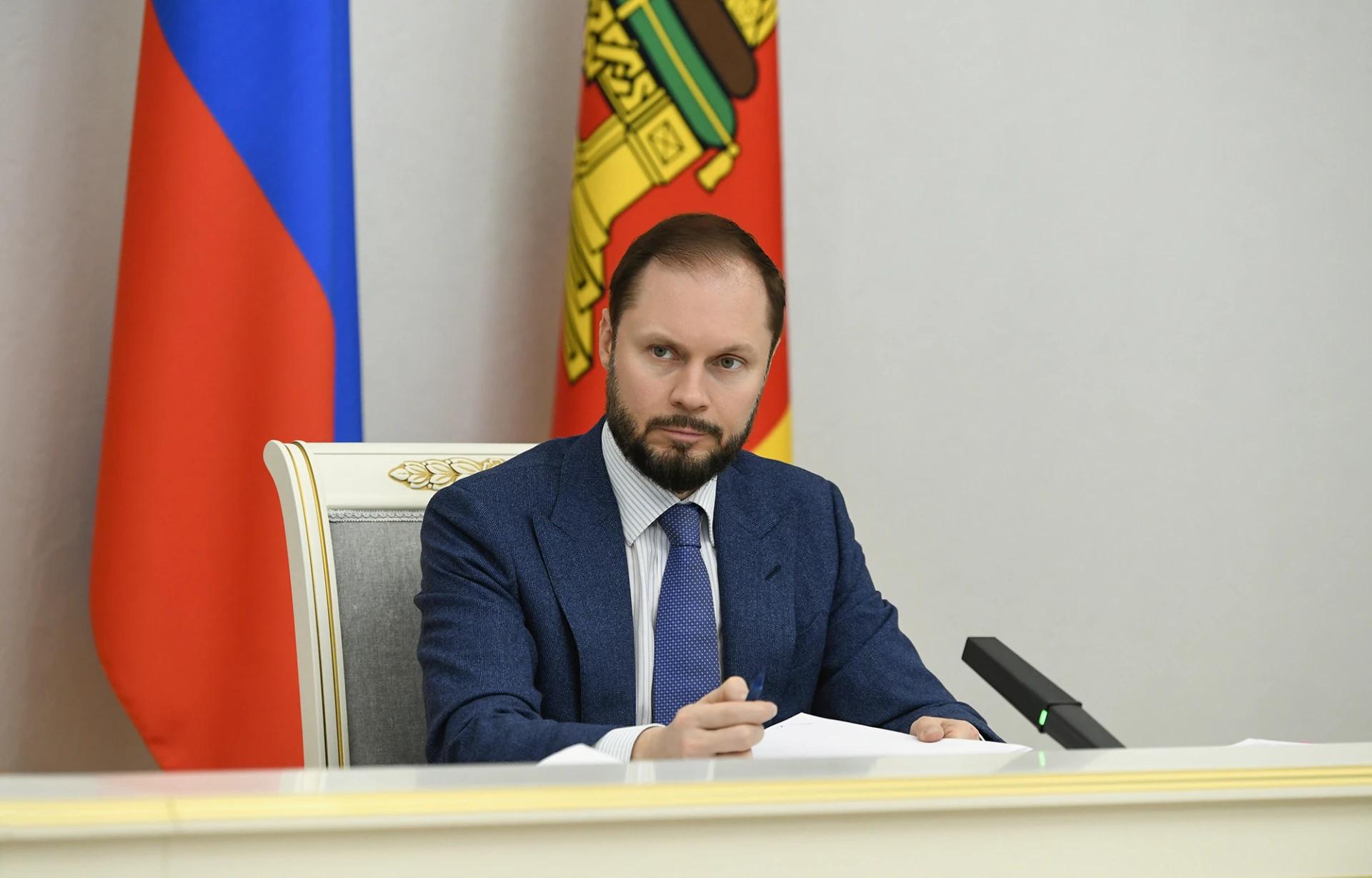 Губернатор Виталий Королев расширил программу «Земский учитель» - новости Афанасий
