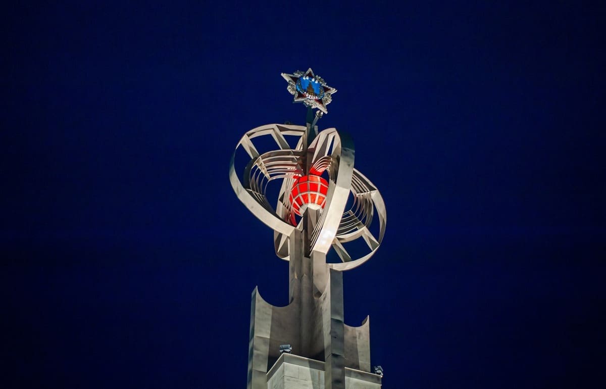 В Удомле к 80-летию Победы капитально отремонтирован Обелиск Победы - новости Афанасий