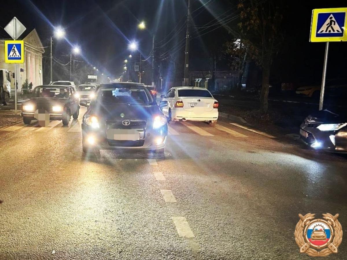 Ослепленный светом фар водитель сбил пешехода на Спартака в Твери Фото: ГАИ