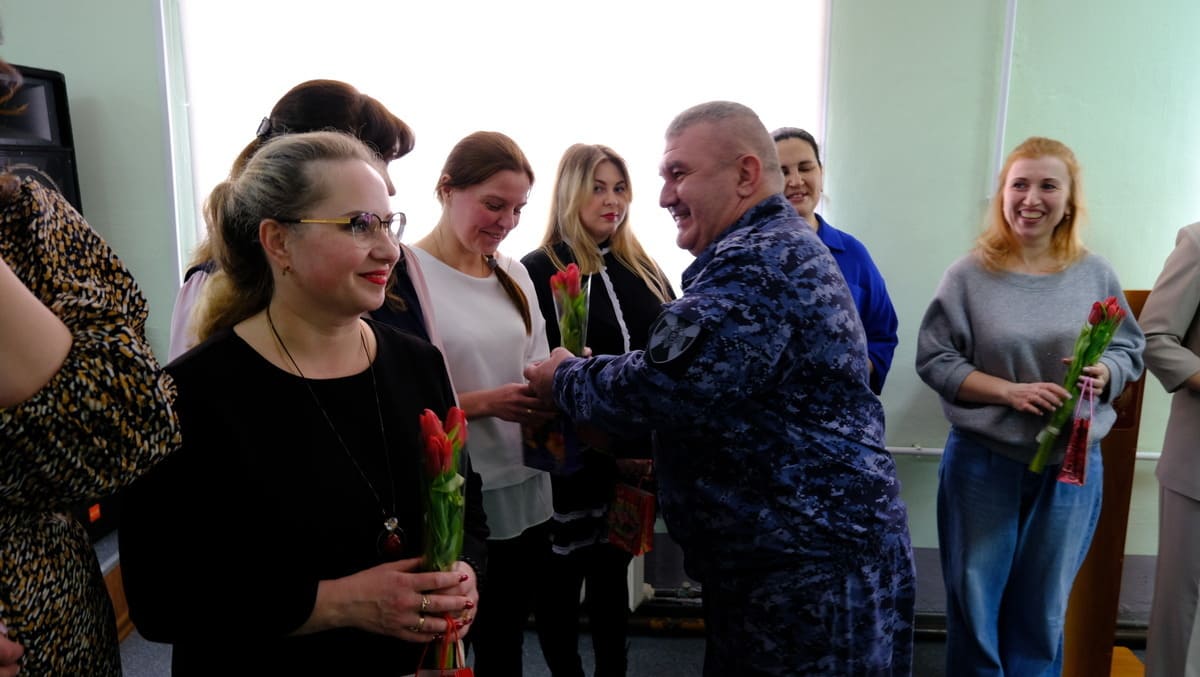 Росгвардия поздравила женщин с 8 Марта - новости Афанасий