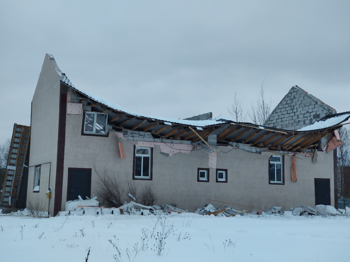 В Твери обрушилась кровля частного дома Фото: Afanasy.biz