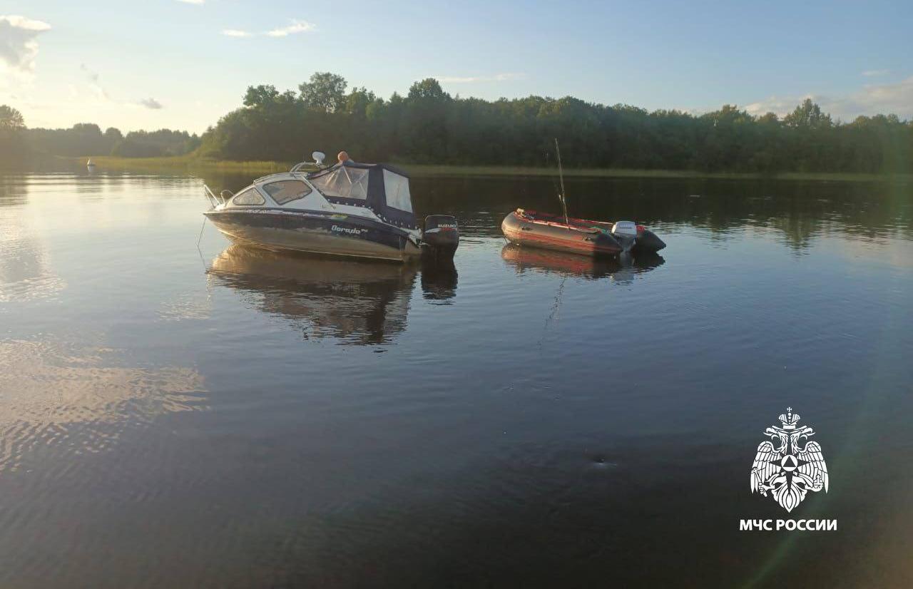 В Тверской области на Селигере при столкновении лодки и катера погиб мужчина - новости Афанасий