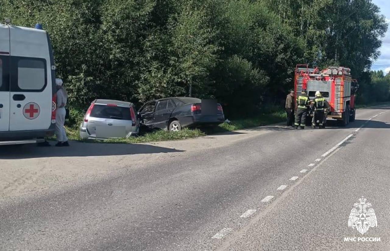 В Бежецке после ДТП две легковушки оказались в кювете - новости Афанасий