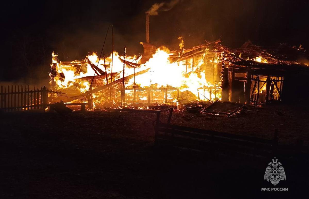 На пожаре под Калязином пострадал мужчина - новости Афанасий