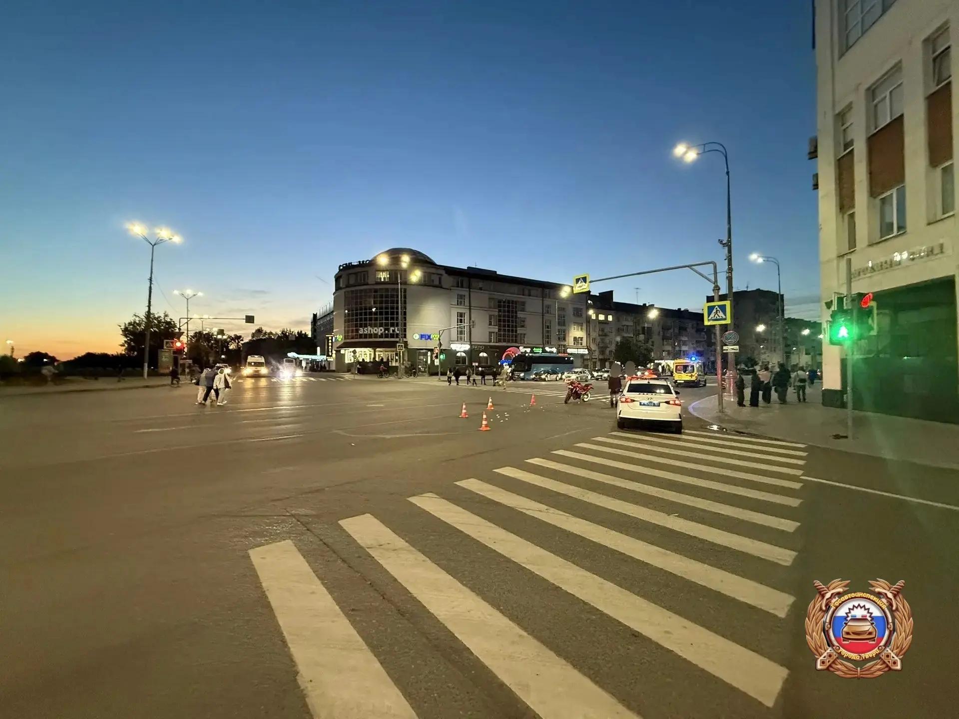На перекрестке Тверского проспекта и Желябова в Твери сбили 13-летнюю девочку Фото: ГАИ