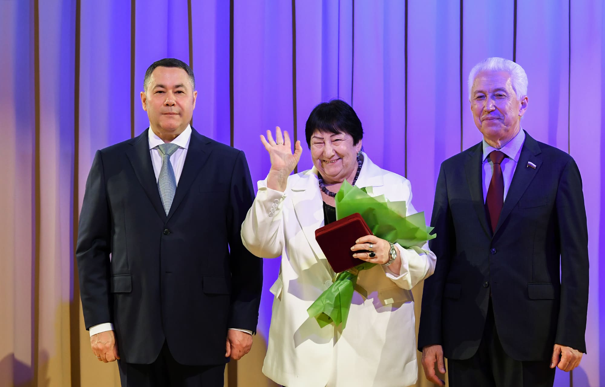 Губернатор Игорь Руденя в преддверии Дня медицинского работника вручил награды лучшим сотрудникам отрасли Фото: правительство Тверской области