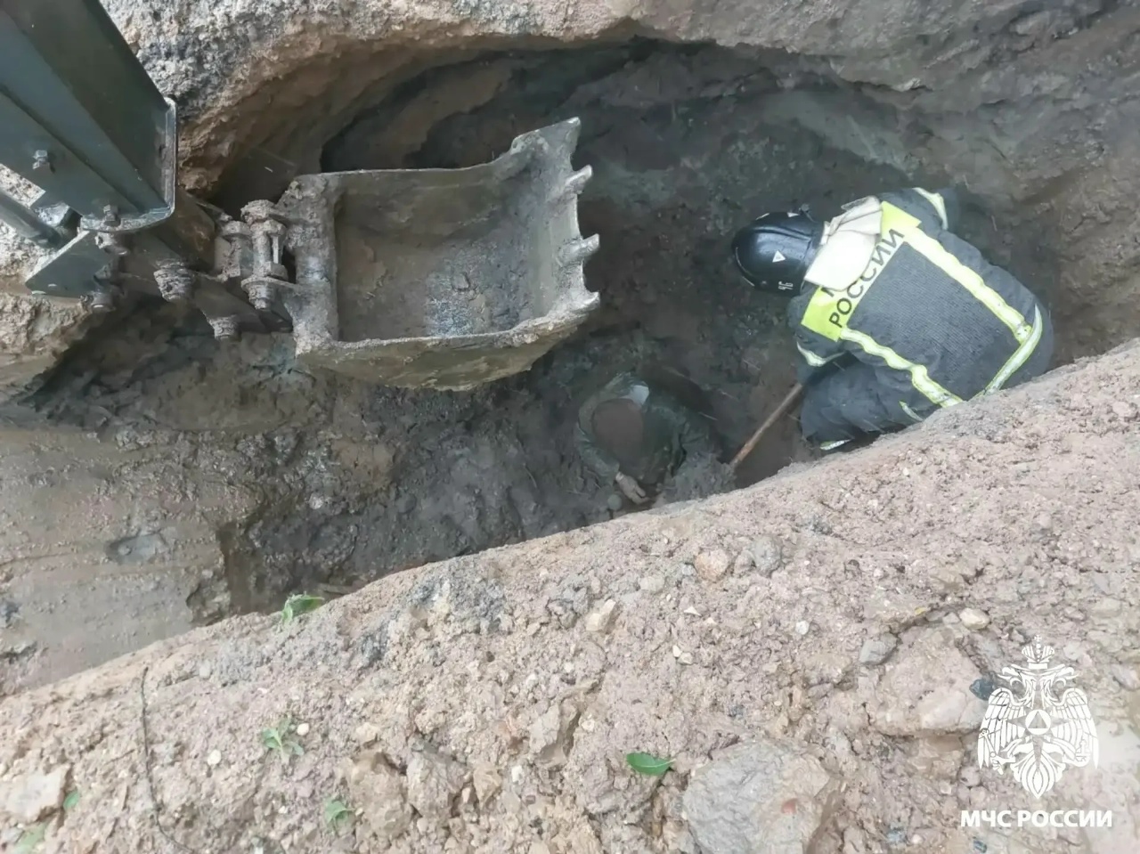 В Рамешках из-под завала спасли рабочего Фото: МЧС по Тверской области