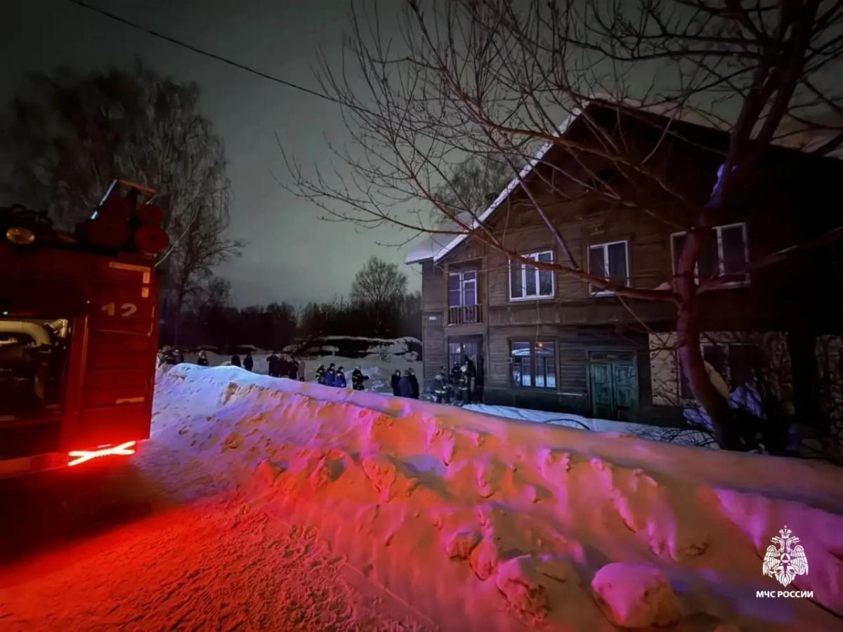 В Ржеве из горящей квартиры спасли мужчину Фото: МЧС Тверской области