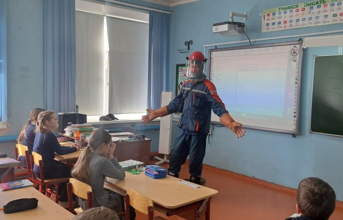 Энергетики Тверской области проводят «Неделю электробезопасности» для школьников Фото: филиал «Россети Центр» - «Тверьэнерго»