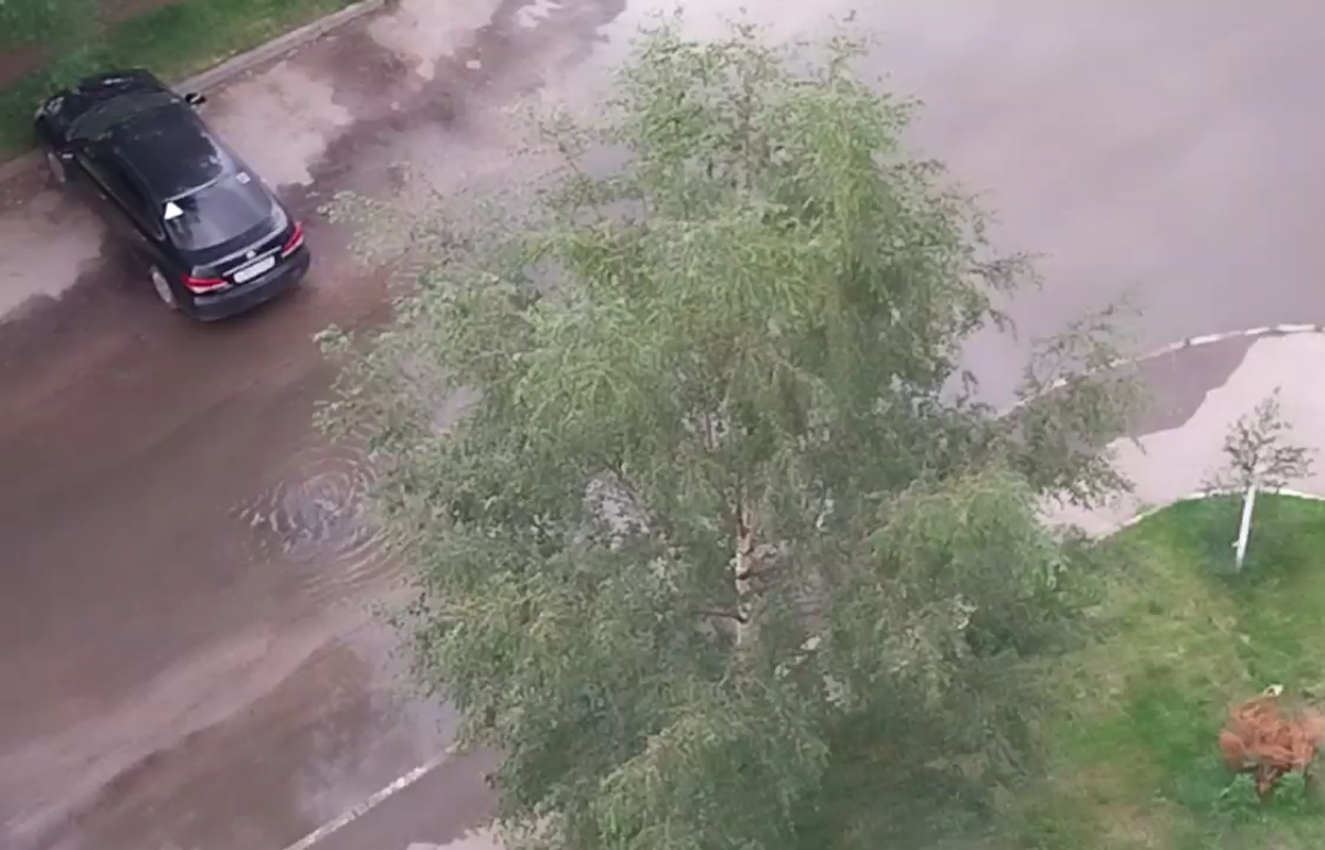 В Твери канализация залила две улицы - новости Афанасий