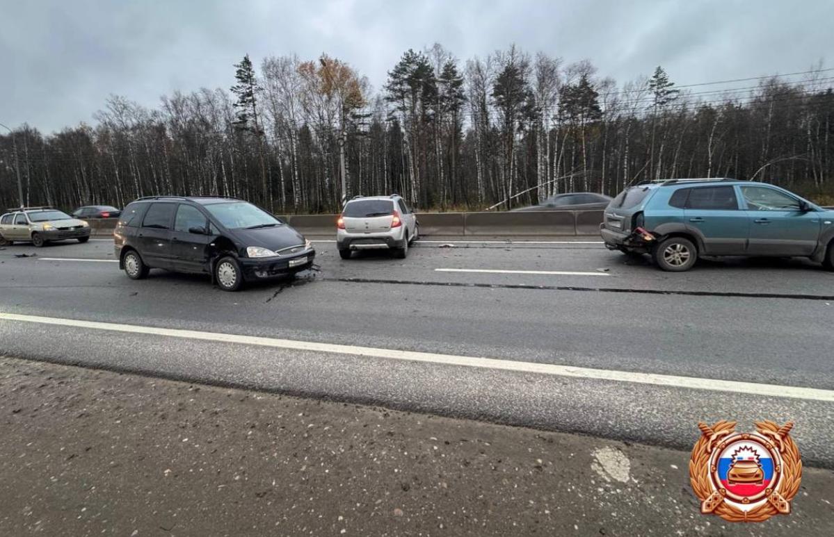 На М10 под Тверью столкнулись четыре машины - новости Афанасий