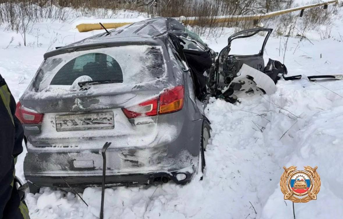 Под Конаково два человека погибли при столкновении автомобиля с электричкой  - новости Афанасий