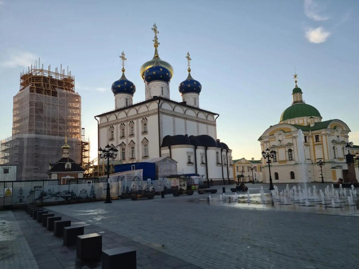 Велосипедист сбил маленького ребенка у фонтана на Советской в Твери Фото: ГАИ