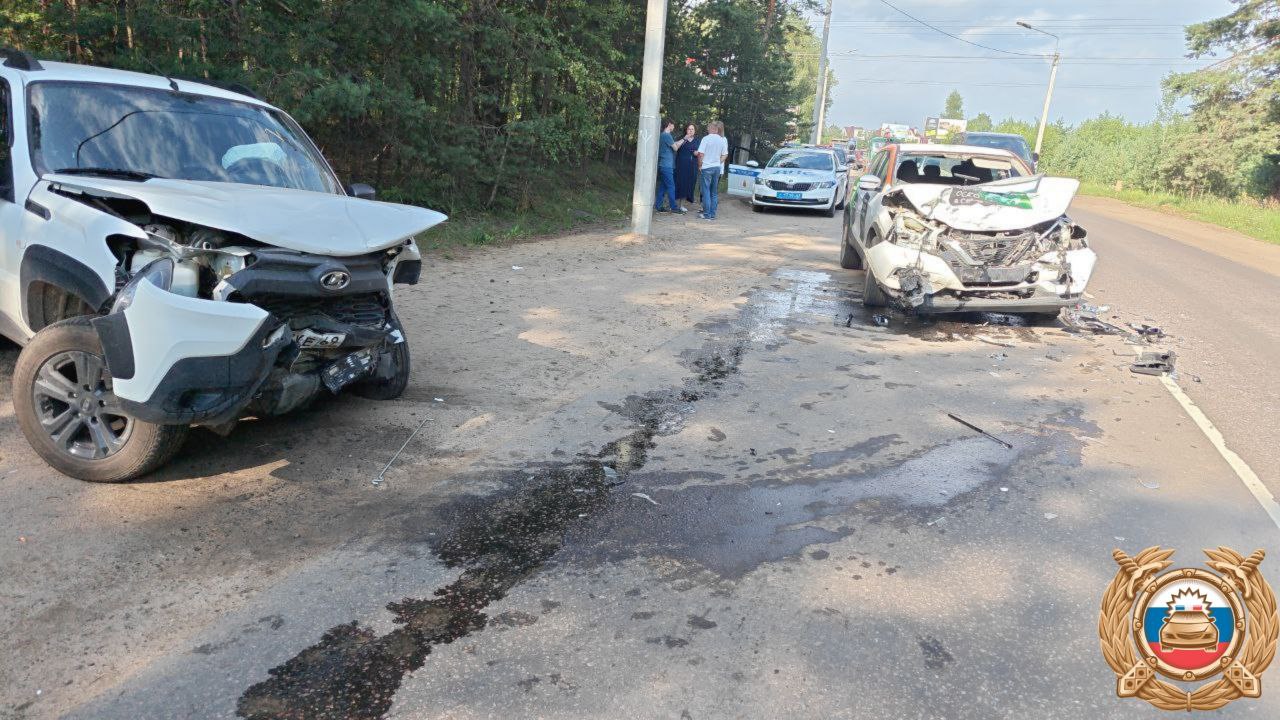 Под Тверью мужчину увезли в больницу после ДТП на встречке