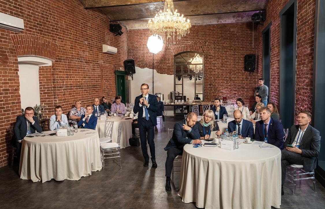 Руководители крупных компаний Тверской области обсудили вопросы развития клиентских сервисов - новости Афанасий