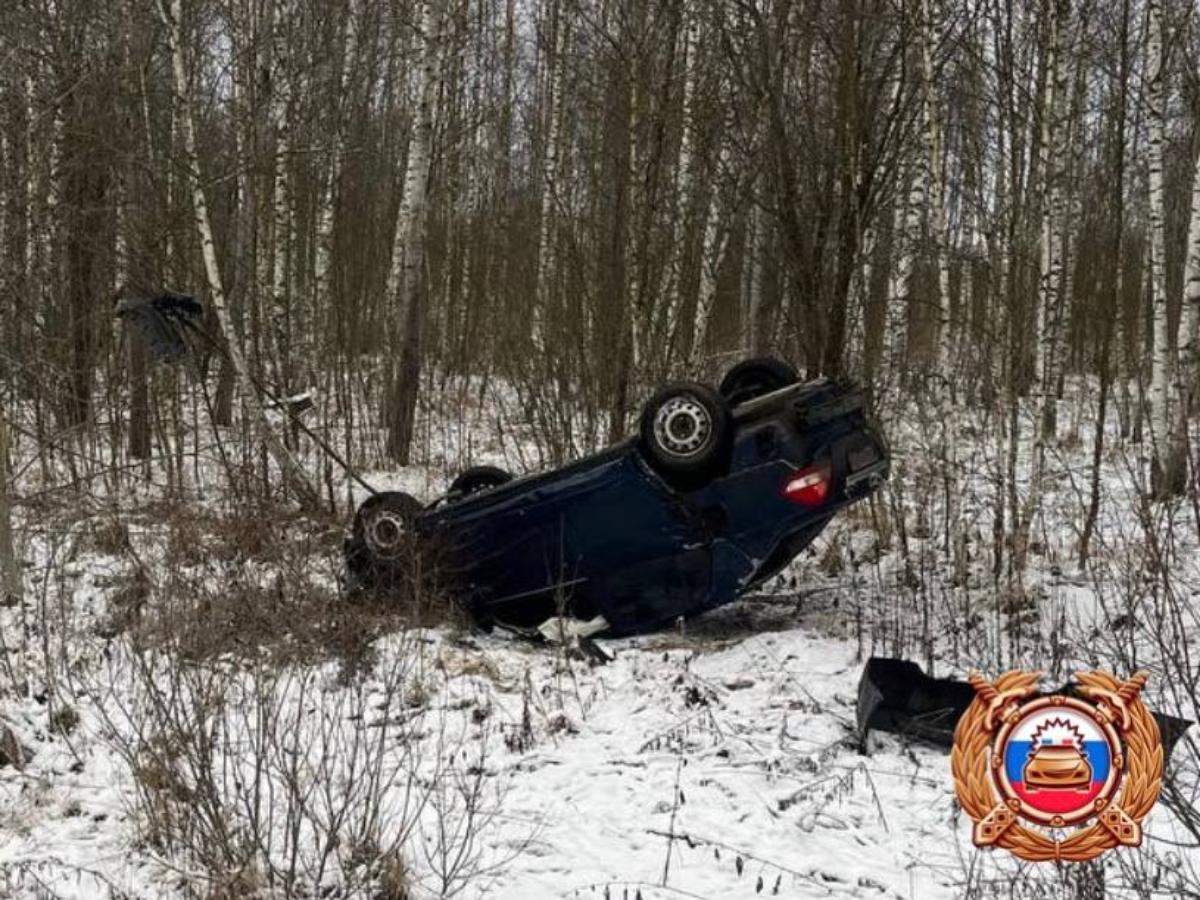 В Кимрском округе пострадал водитель перевернувшегося автомобиля Фото: ГАИ