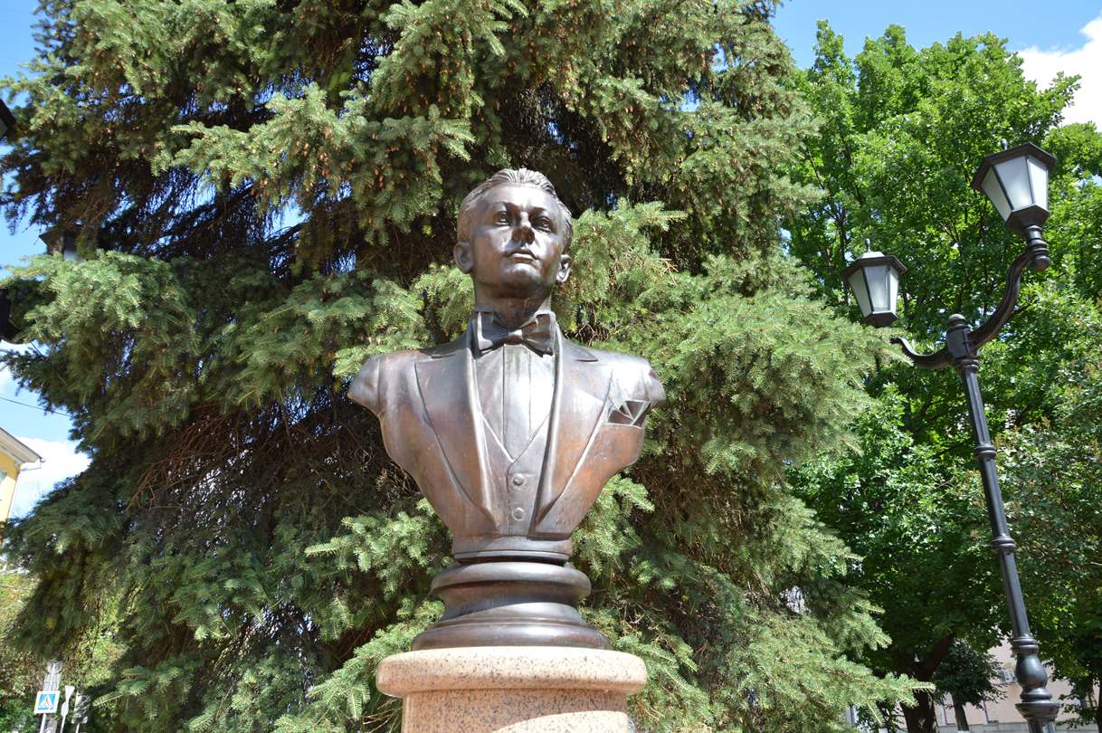 «ВИЖУ ЧУДНОЕ ПРИВОЛЬЕ…». Под Тверью сегодня отметят 122-летие оперного тенора Сергея Лемешева Фото: архив Afanasy.biz