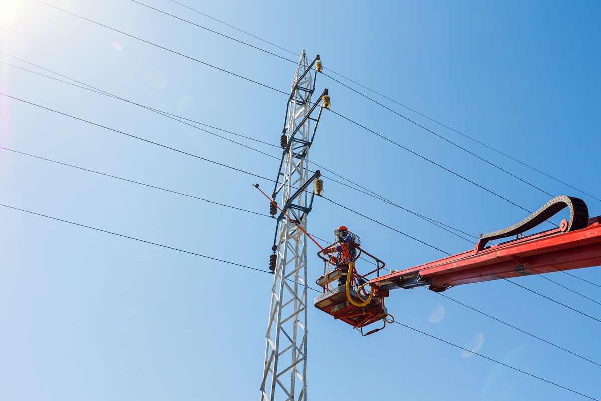 Тверские энергетики отремонтируют 35 высоковольтных ЛЭП в Тверской области Фото: Ольга Нечаева