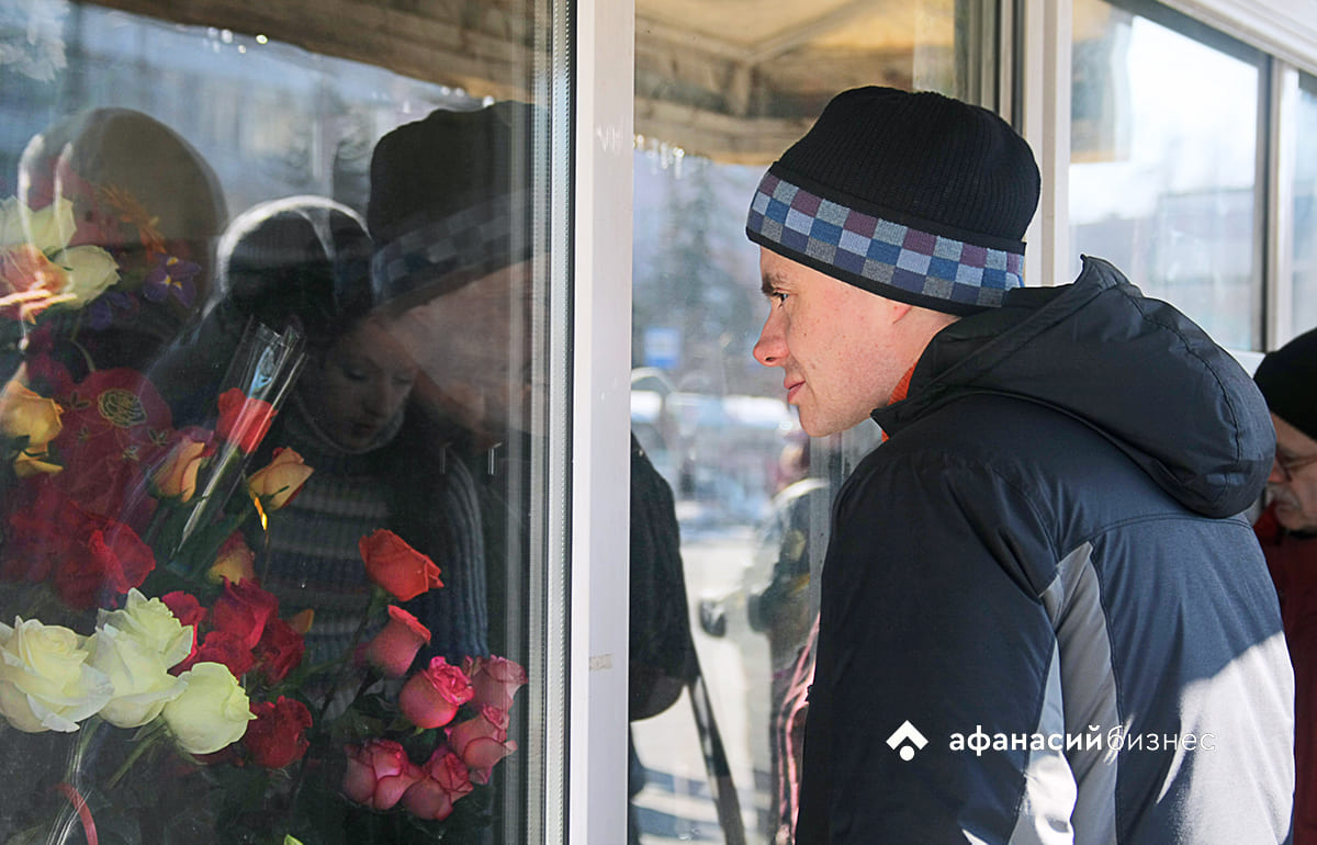 В Твери проверили цветочные магазины 